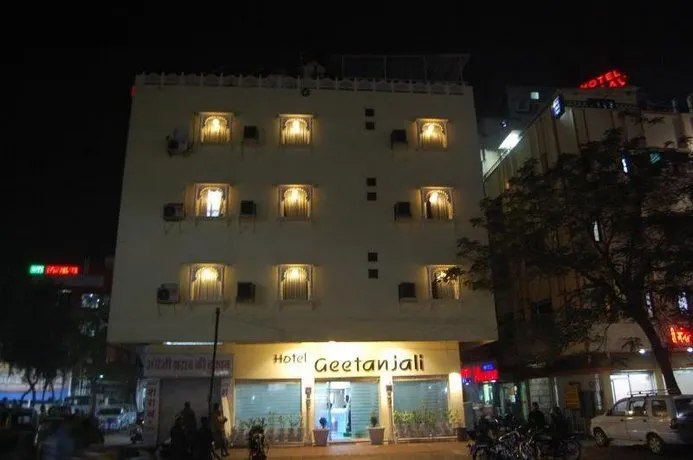 Hotel Geetanjali - Image 1