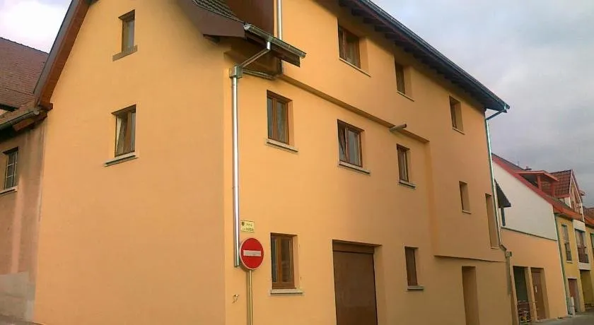 Maison / villa complète à 5 minutes de Colmar - Image 1