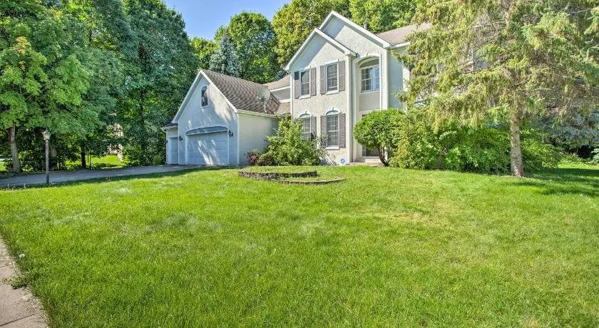 Executive Eden Prairie Home w/Deck Game Room - Image 1