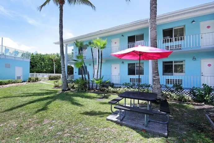 Colony Inn - Image 1