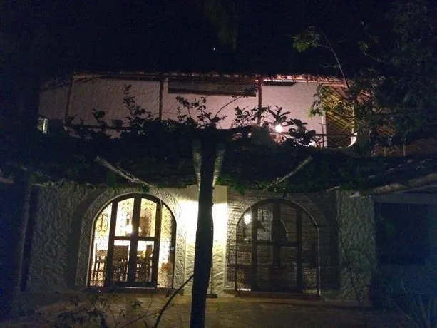 Shambani Cottages - Image 1