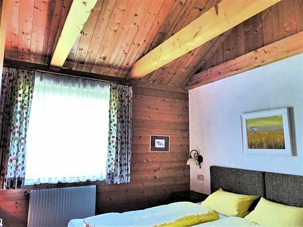 Hotel Garni Zerzer - Image 1