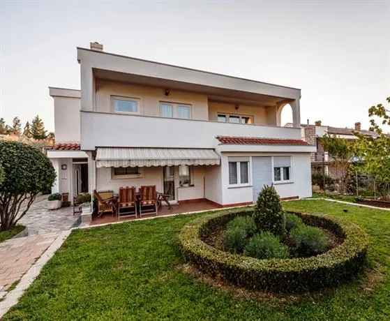 Villa Maria - Image 1