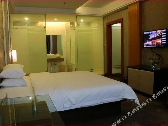 WANFENG INTERNATIONAL HOTEL - Image 1