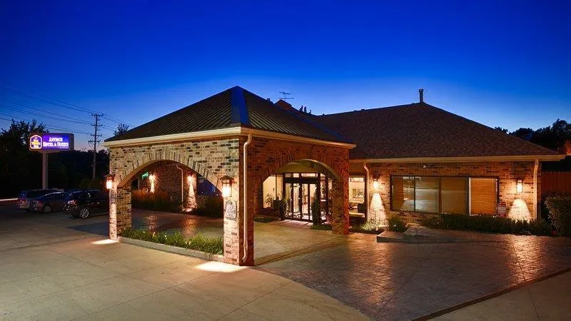 Best Western Plus Antioch Hotel & Suites - Image 1