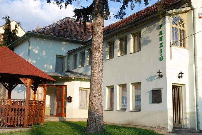 Vaskapu Panzió - Image 1