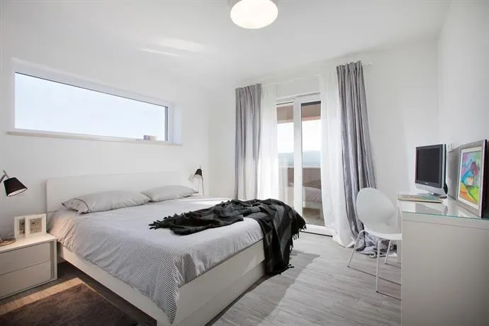 Casa totalmente equipada con barbacoa, terraza y piscina privada - Image 1