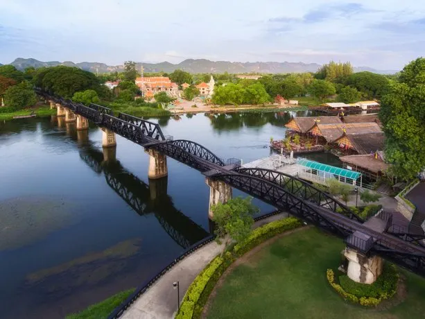 Archa Buri Resort - Image 1