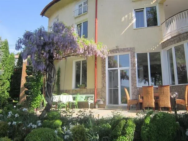 Guest house Bankya - Image 1