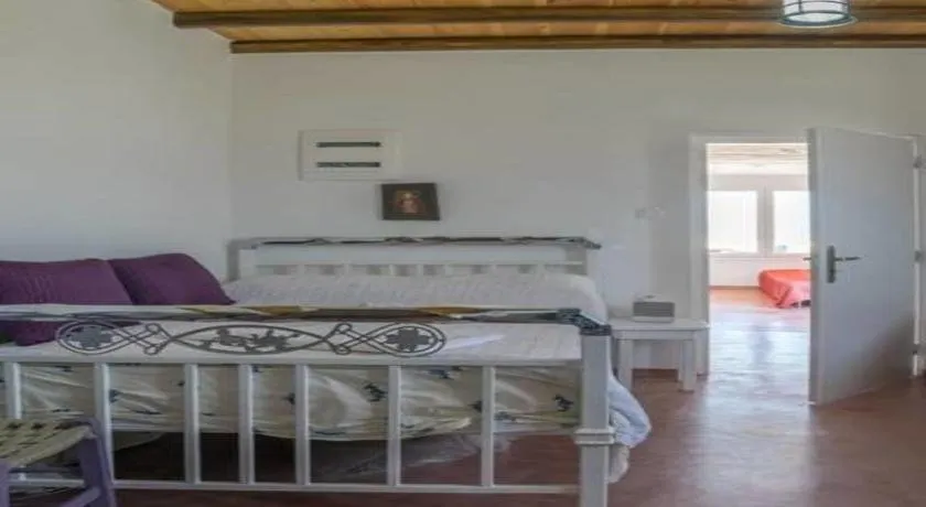 Villa Kotetsi - Image 1