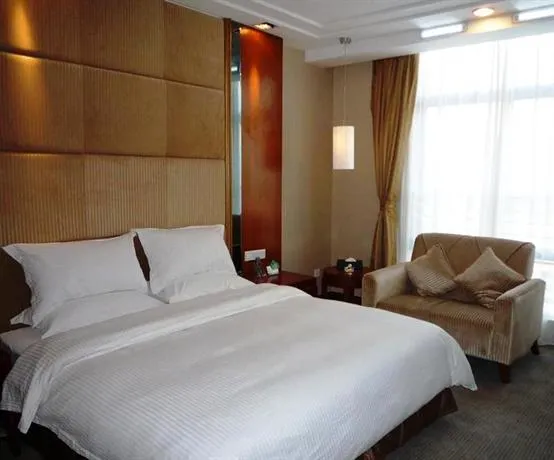 Palm Trees Business Hotel - Image 1