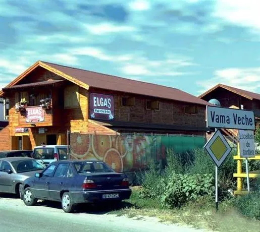 Elga's Punk Rock Hostel - Image 1