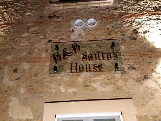 Santo's House - Image 1