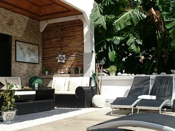 Koh Tao Studio 1 - Image 1