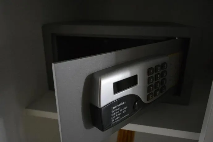 Urban Suites Montevideo - Image 1