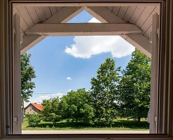 Öböl Liget Vendégház - Image 1