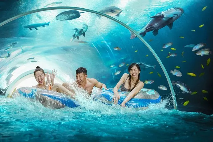 RESORTS WORLD SENTOSA - BEACH VILLAS - Image 1