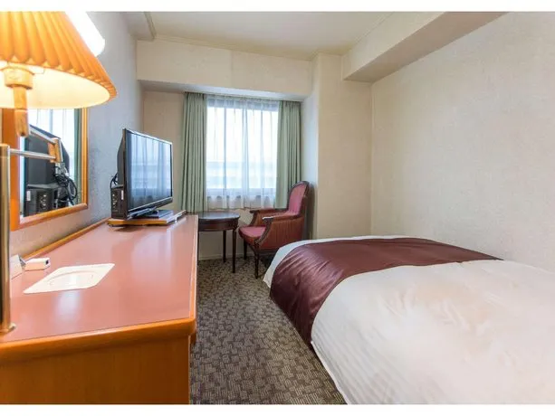 Tokyo Daiichi Hotel Shinshirakawa - Image 1
