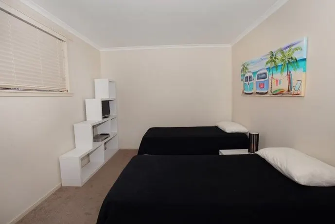 Tarcoola 49 - Four Bedroom Canal Home with Pool - Image 1