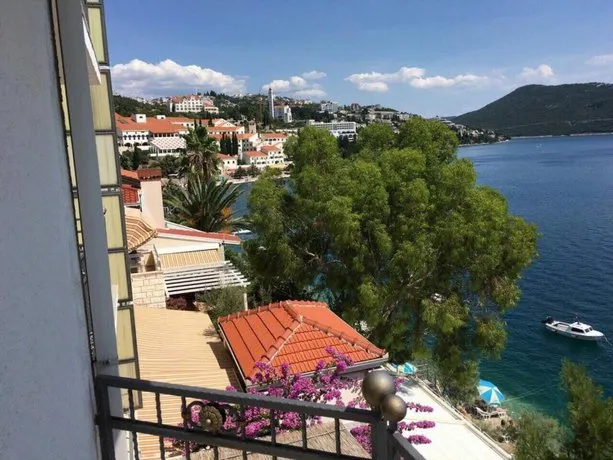 Villa Barbara - Image 1