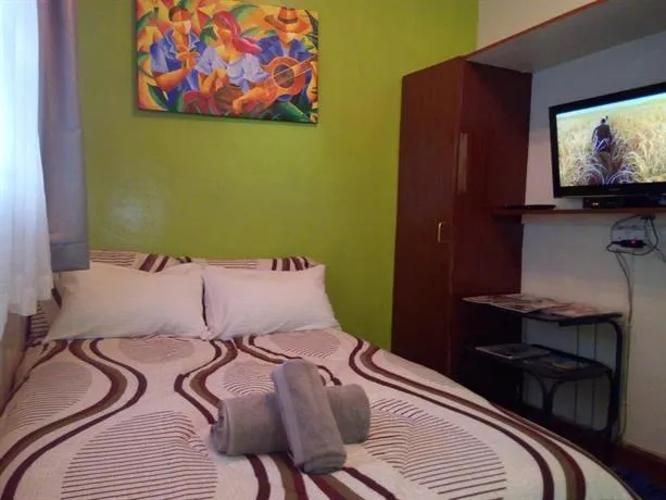Homestay - Homestay - Homestay with an East African - Image 1