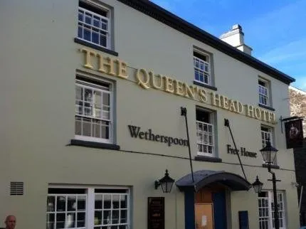 The Queen’s Head Hotel - Image 1