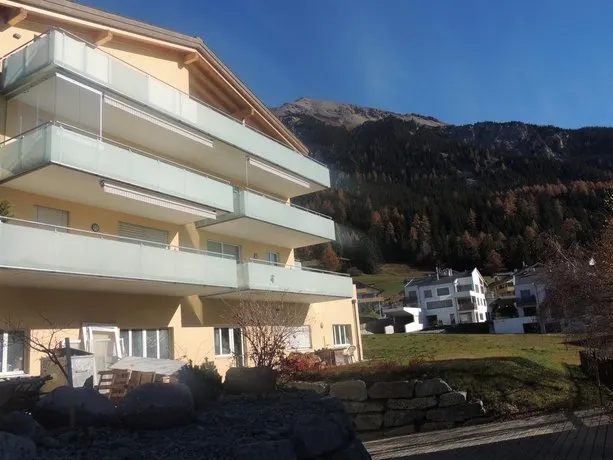 Got Pintg 8 - Two Bedroom - Image 1