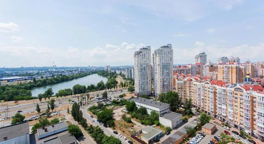 Stylish Views Apartments In The Parasol. Parus .Obolonskaya Embankment - Image 1