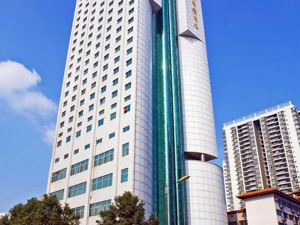 Zhuzhou Ambassador Hotel - Image 1