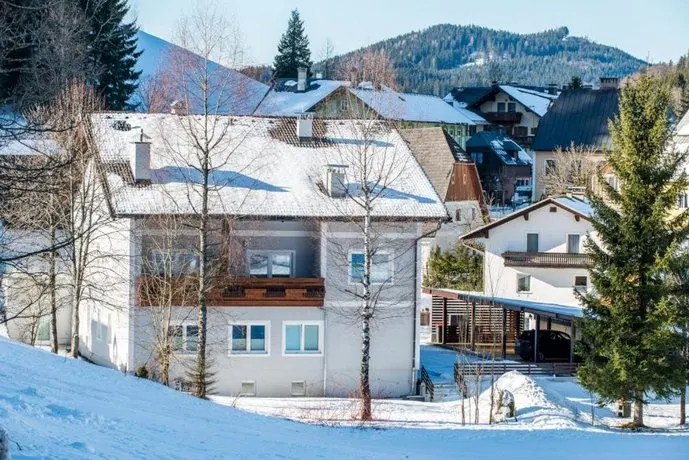Alpeneer - Image 1