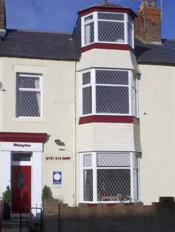 Abingdon & St Georges Guesthouse - Image 1