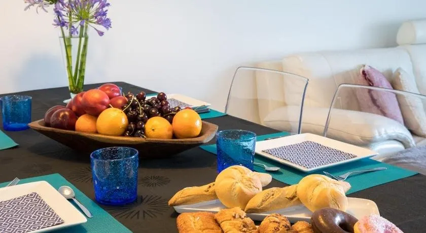LOVELY NEW APARTMENT 5 Min WALK TRAIN STATION 7 Min TO CALAFELL BEACH - Image 1