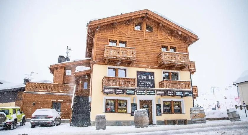 Hotel Alpino - Image 1