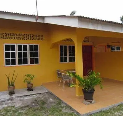 Ummi Homestay - Image 1