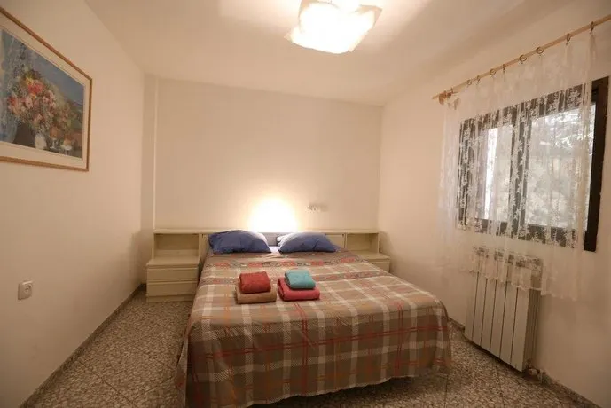 LeSaNel - Guest House - Image 1