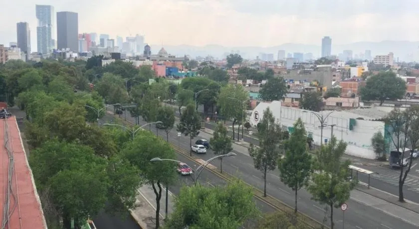 Paseo de la Reforma, Garibaldi Lagunilla Subway Station - Image 1