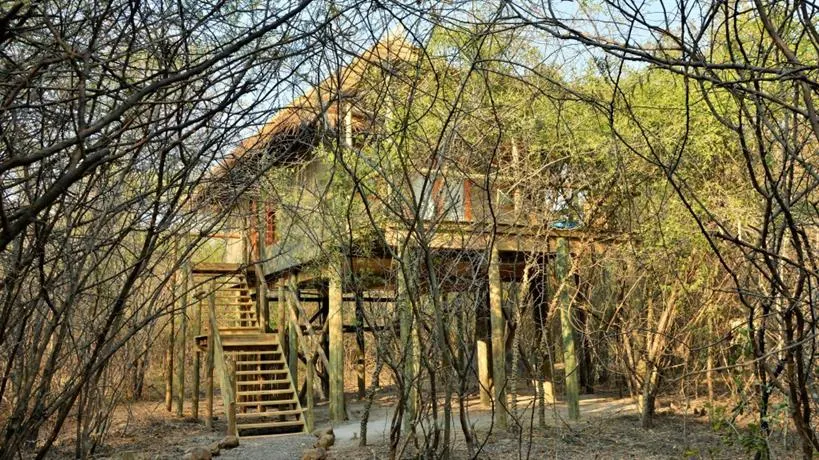 Bakwena Lodge - Image 1