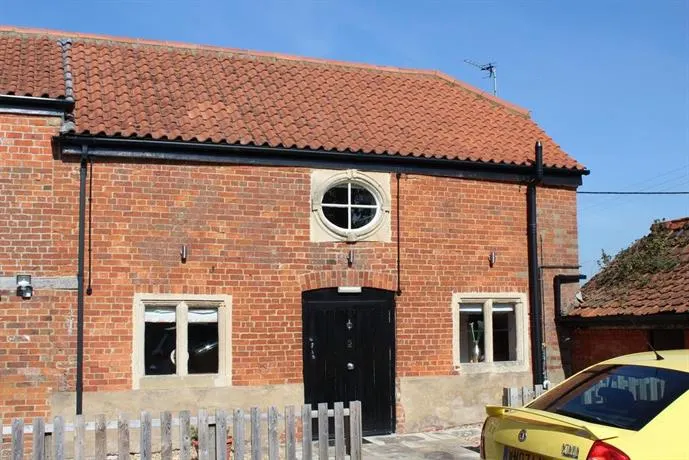 The Lamb on the Strand Cottage - Image 1