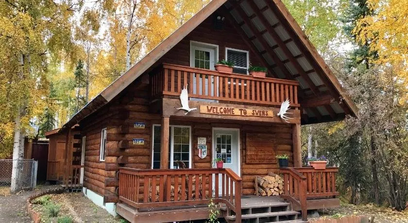 Sven's Basecamp Hostel - Image 1