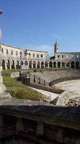 Villa Mira Pula - Image 1