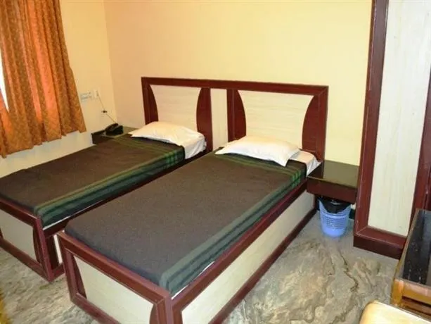 Repose Comfort Inn - Image 1