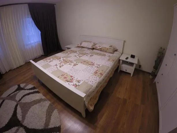 Ana Apartament - Image 1