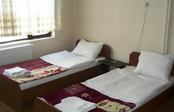 MayBerlin - Loren Hotel - Image 1