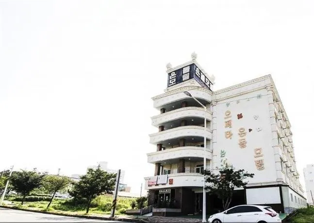 Yeosu Opera Ondol Motel - Image 1