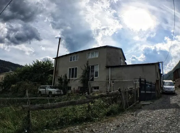 Mestia Valeri's Guesthouse - Image 1