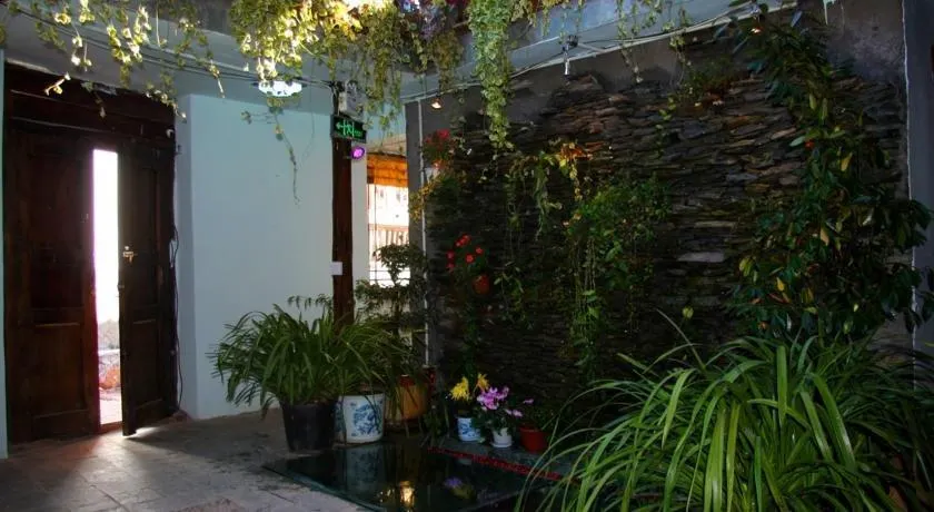 Lijiang Lost In Venice Inn - Image 1