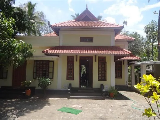 Lake View Villa - Image 1