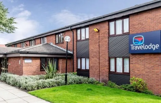 Travelodge Birmingham Sutton Coldfield - Image 1