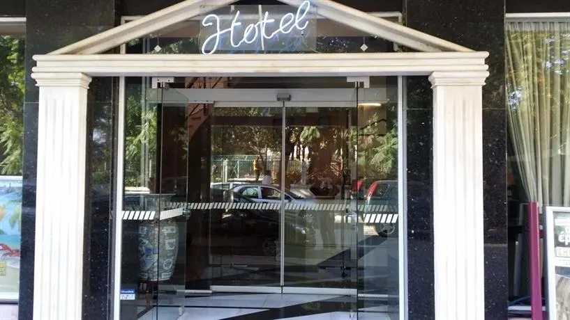 Ellinis Hotel - Image 1