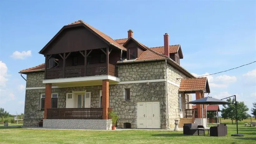 Bubos Banka Vendeghaz - Image 1